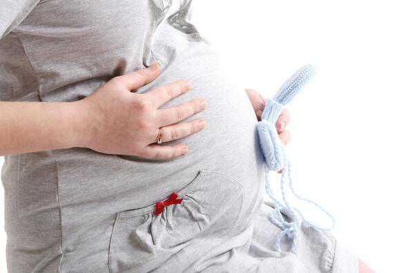 孕期惊变：9周时子宫大量出血，揭示因